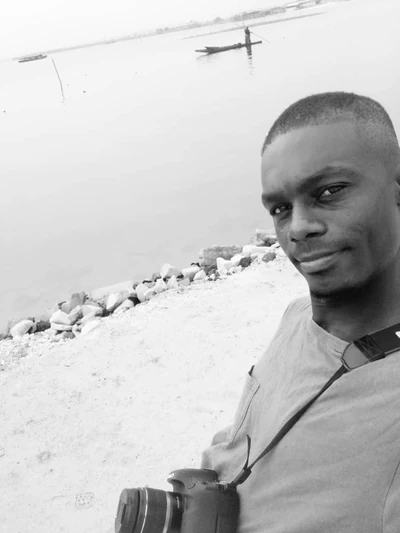 Bachelard2025, 36 Jahre, Abidjan