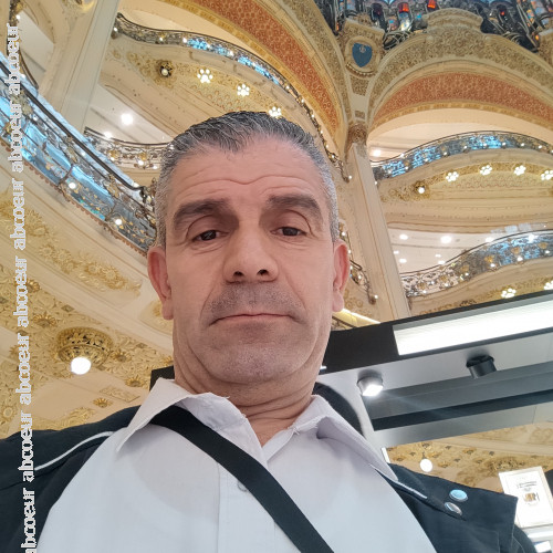 Yahia 71t, 52 ans, Paris