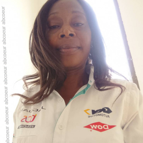 Blandine-jolie, 44 Jahre, Abidjan