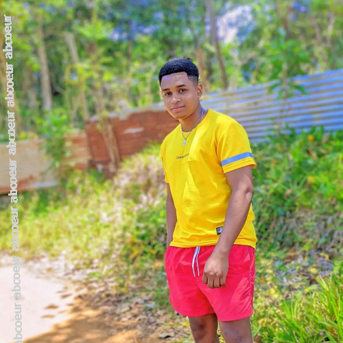 Warda200, 24 ans, Antananarivo