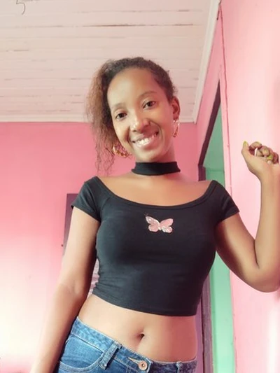 Sariaka, 26 Jahre, Toamasina