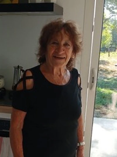 JANOU, 71 ans, Mâcon