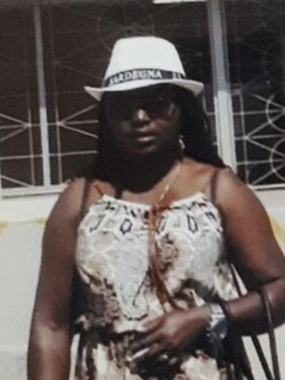 Esperanza, 44 y.o., Ébolowa