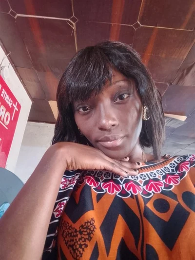 Sariette02, 28 Jahre, Douala