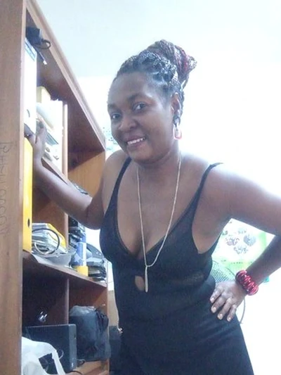 SISSI9, 40 Jahre, Douala