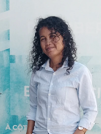 Nanah17, 52 y.o., Toamasina