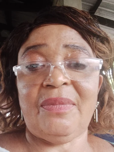 Odrei, 60 Jahre, Douala